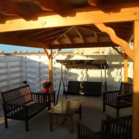 Nissi Beach,ground Floor Flat * Ayía Nápa