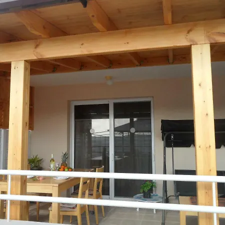 Nissi Beach,ground Floor Flat *